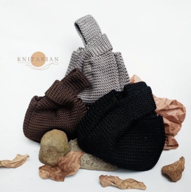 Knitarian Esmee Bag 1